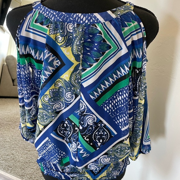 I & N blue open shoulder blouse. Size small. - Picture 2 of 5